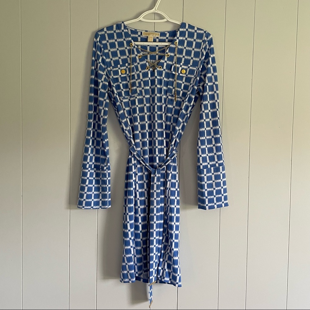 Michael Kors grid pattern blue and white long sleeve dress   Size XS